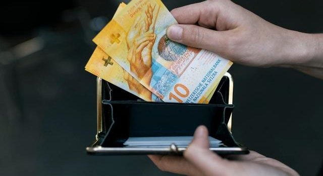 Cómo ahorrar dinero en Suiza